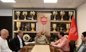 دیدار کارلوس گاریدو با مدیرعامل پرسپولیس/ عکس