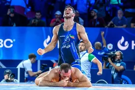 سورپرایز اتحادیه جهانی کشتی برای یزدانی