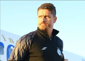 وریا غفوری در مراسم چهلم شهدای میناب