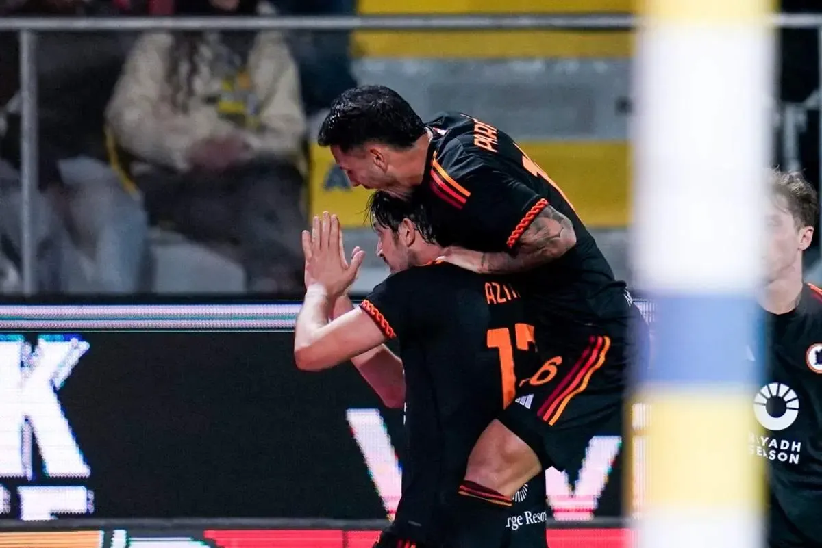 گزارش خواندنی روزنامه ایتالیایی از آزمون: در رم همه دیوانه سردار هستند/ عکس