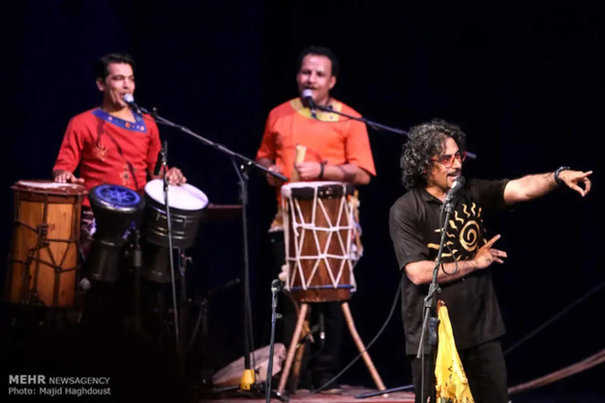 جزییات حمله خودسرهای لندکروز سوار به کنسرت گروه لیان