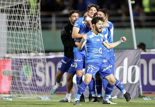 آلومینیوم ۰ - استقلال ۱/ جشن شاگردان نکونام با پرواز ستاره آرژانتینی