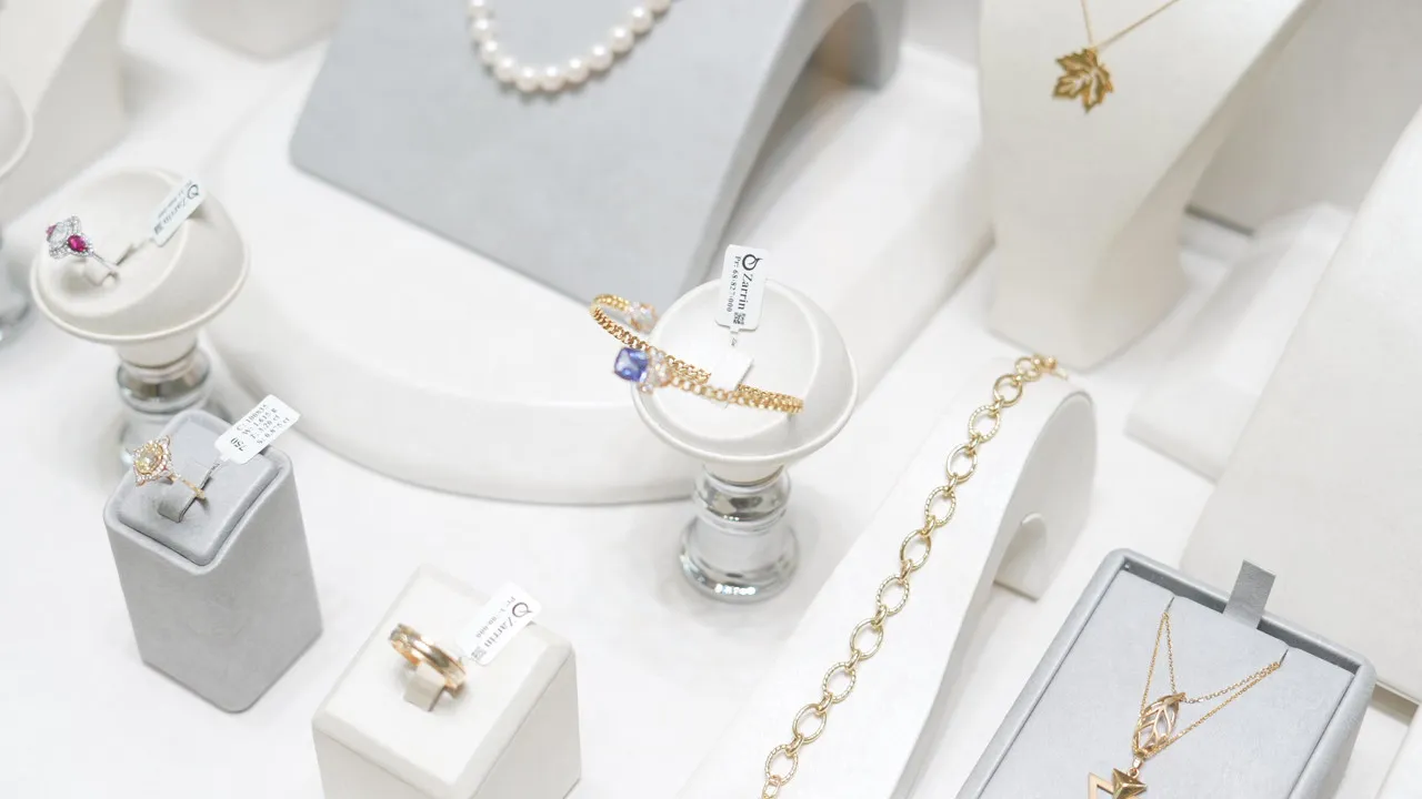 جواهری زرین