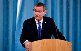 اظهارات تکان‌دهنده مشاور نتانیاهو درباره برهنه کردن اسرای غزه/عکس