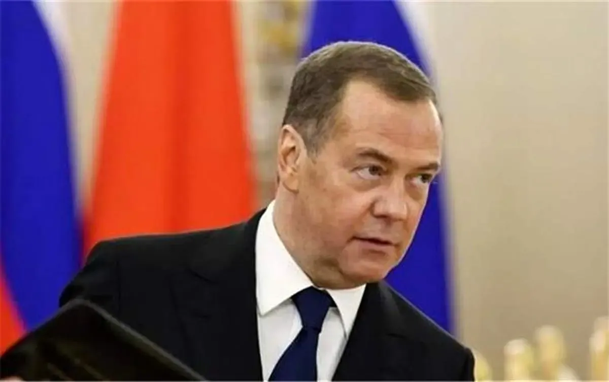 مدودف: دستگیری پوتین یعنی اعلان جنگ/باید بپذیریم که مرزها و سرزمین‌های جعلی مانند اوکراین بخشی از روسیه‌اند