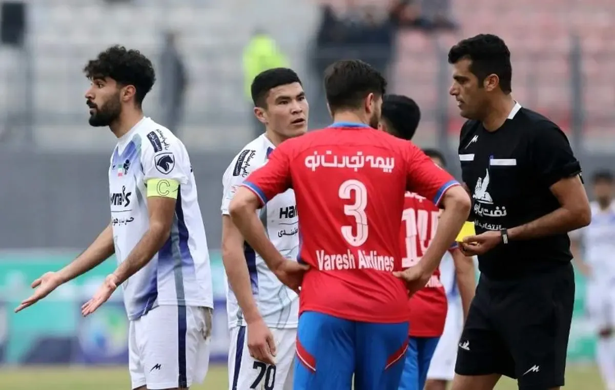 بی ادبی بازیکن نساجی منجر به دعوا با پرسپولیسی ها شد