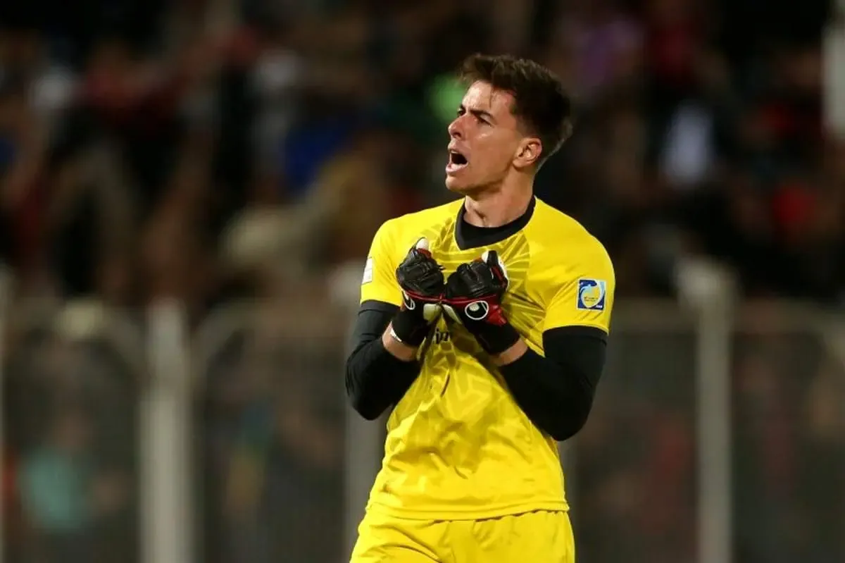 واکنش نیمکت استقلال: لعنت به گلر برزیلی!