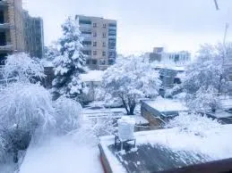 ورود سامانه نیرومند بارشی از جمعه (۱۲ دی)/ برف سنگین در جاده ها و این استان ها