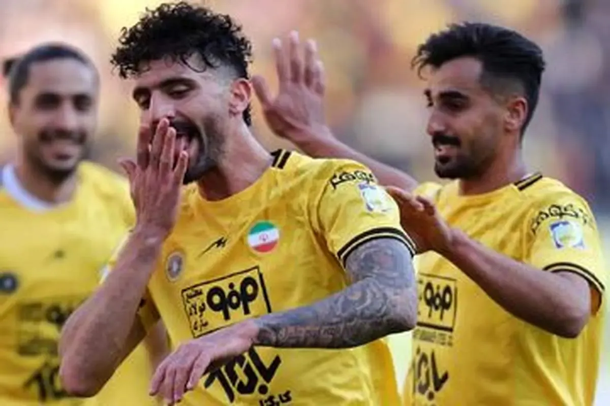 مدافع سپاهان، استقلالی می‌شود؟