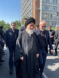 غم و ماتم علم‌الهدی در مراسم تشییع پیکر شهدا/ عکس