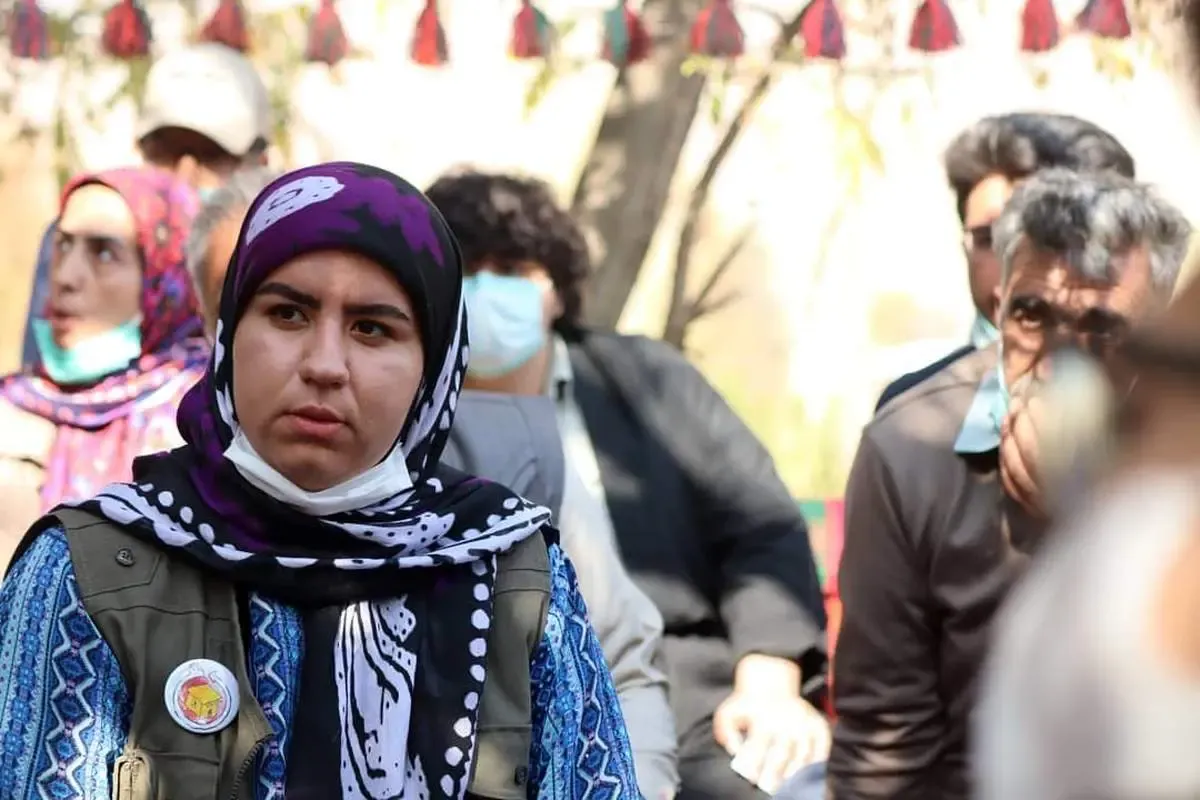 عکس / تیپ و استایل متفاوت روناک سریال نون خ