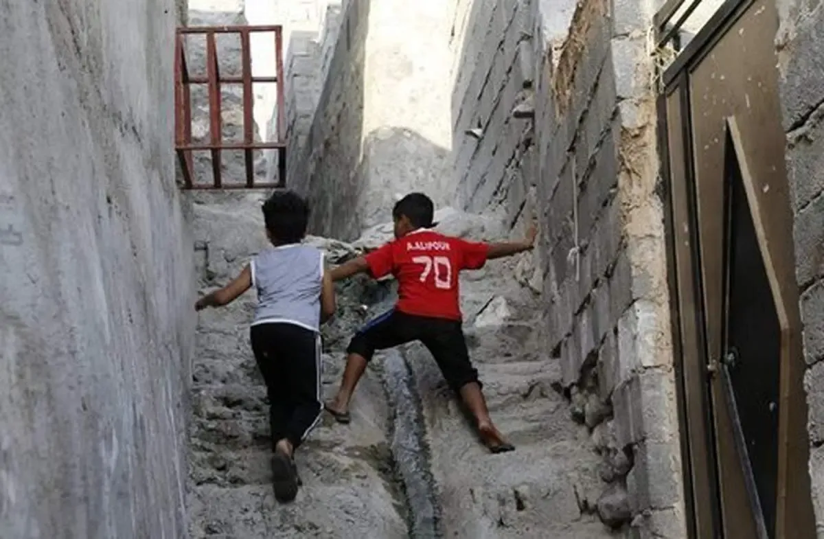 زندگی 10 میلیون نفر زیر سقف‌ های ناپایدار!