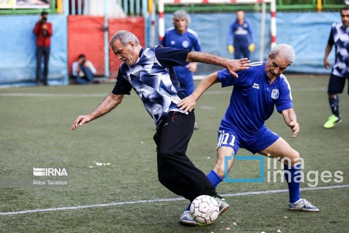 وقتی پزشکیان مقابل استقلالی‌ها پابه‌توپ شد/ عکس