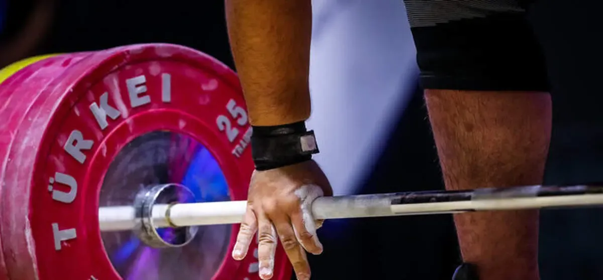 پخش زنده رقابت ۲ وزنه بردار ایرانی امروز شنبه 19 مهر