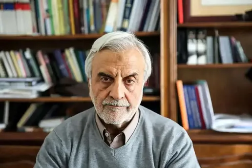 تندروها کمر به نابودی کشور بسته‌اند