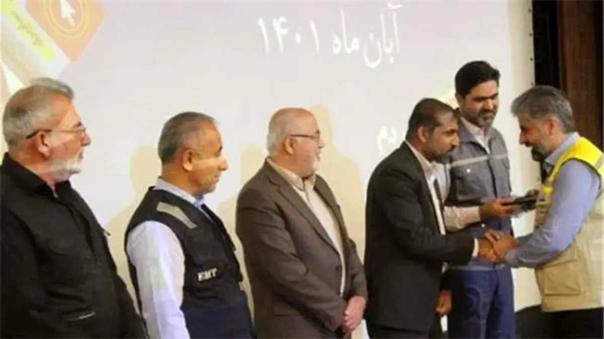 تقدیر فرمانده ارشد پدافند غیرعامل منطقه ویژه اقتصادی پتروشیمی از پتروشیمی اروند