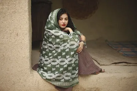 مهتاب ثروتی - سریال بی عاطفه