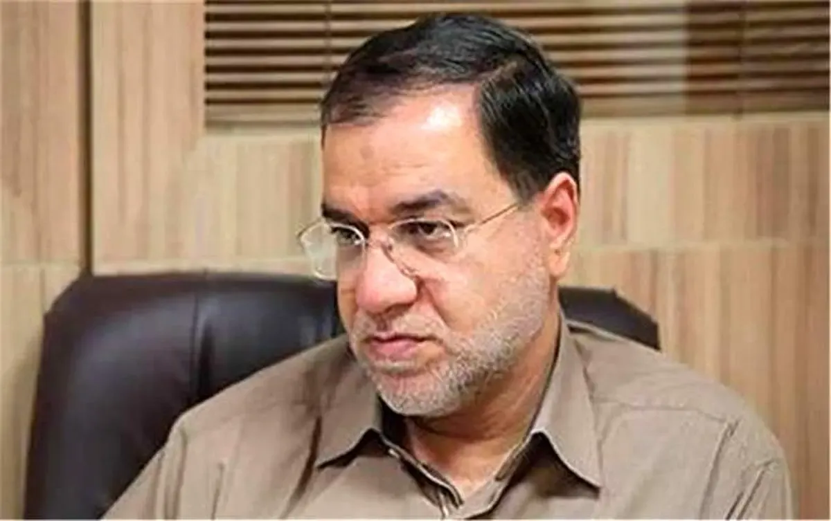 عضو دفتر نشر آثار رهبری هشدار داد:  حاشیه سازی‌ها یا قطبی سازی ‌ها با موضوع حجاب، رفراندوم موجب تقابل‌های خسارت ‌بار می‌شود/امروز اقتصاد و مشکلات معیشتی، در رأس مسائل کشور است