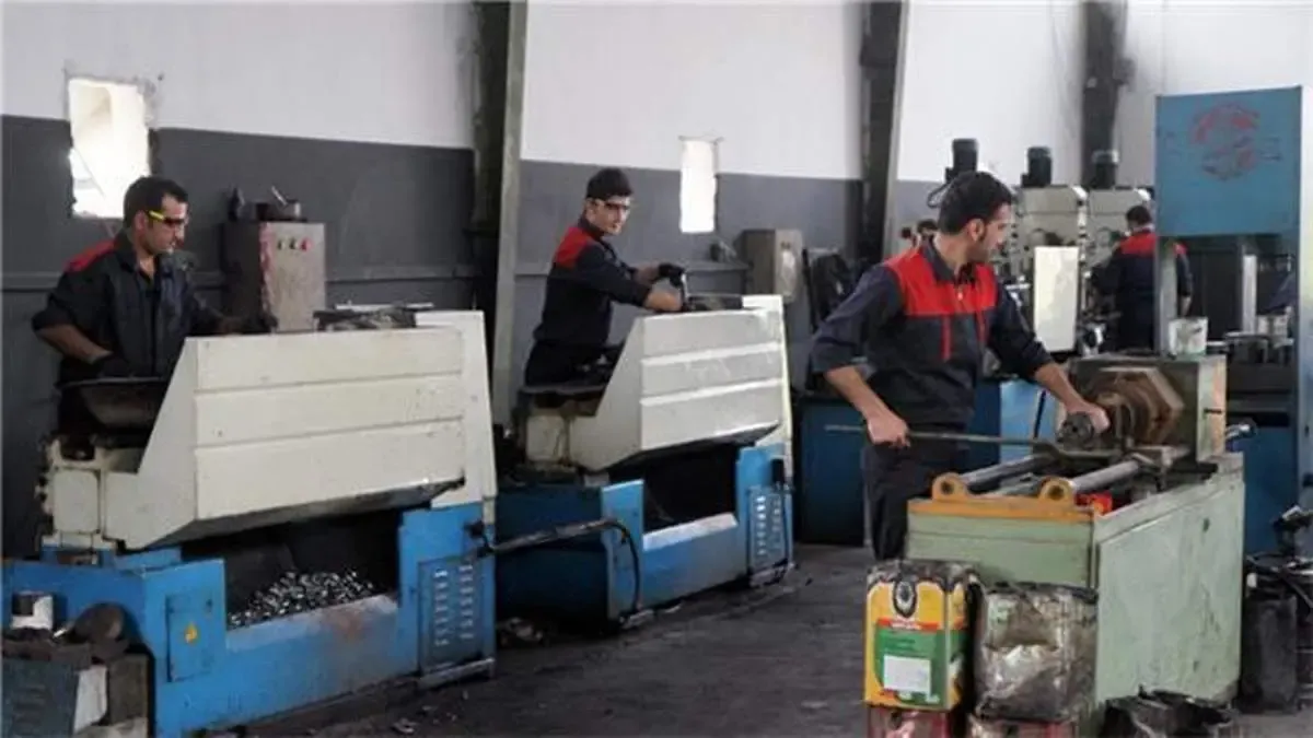 اشتغال‌زایی بنیاد برکت برای 6 هزار نفر با احیای 177 واحد صنعتی