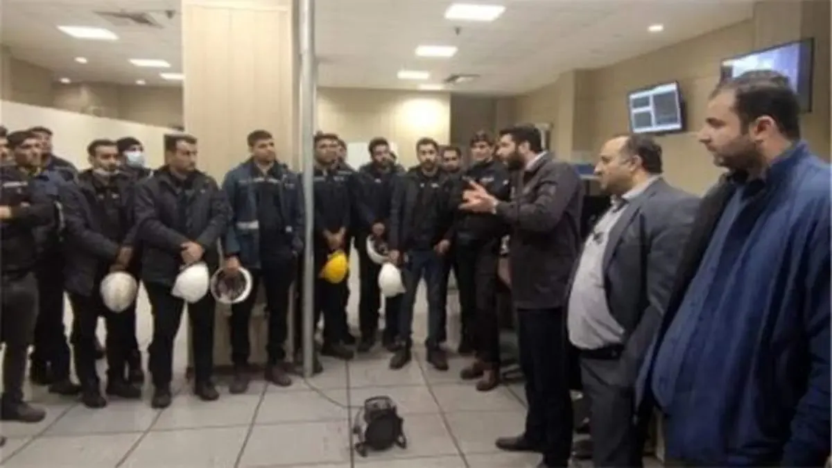 نشست صمیمی مدیران سیمیدکو با کارکنان کارخانه گندله سازی شهید سلیمانی