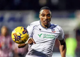 بازیکنی که با عطسه مصدوم شد