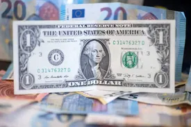 تغییر شدید قیمت دلار و یورو امروز چهارشنبه ۲۶ شهریور ۱۴۰۴