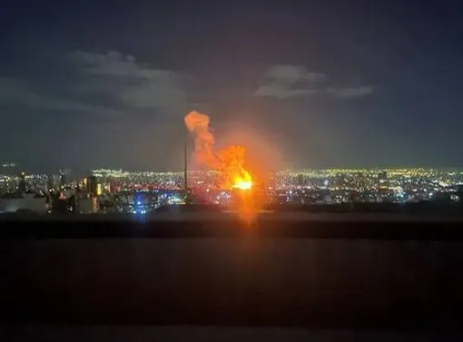 حمله به ۳ انبار نفت