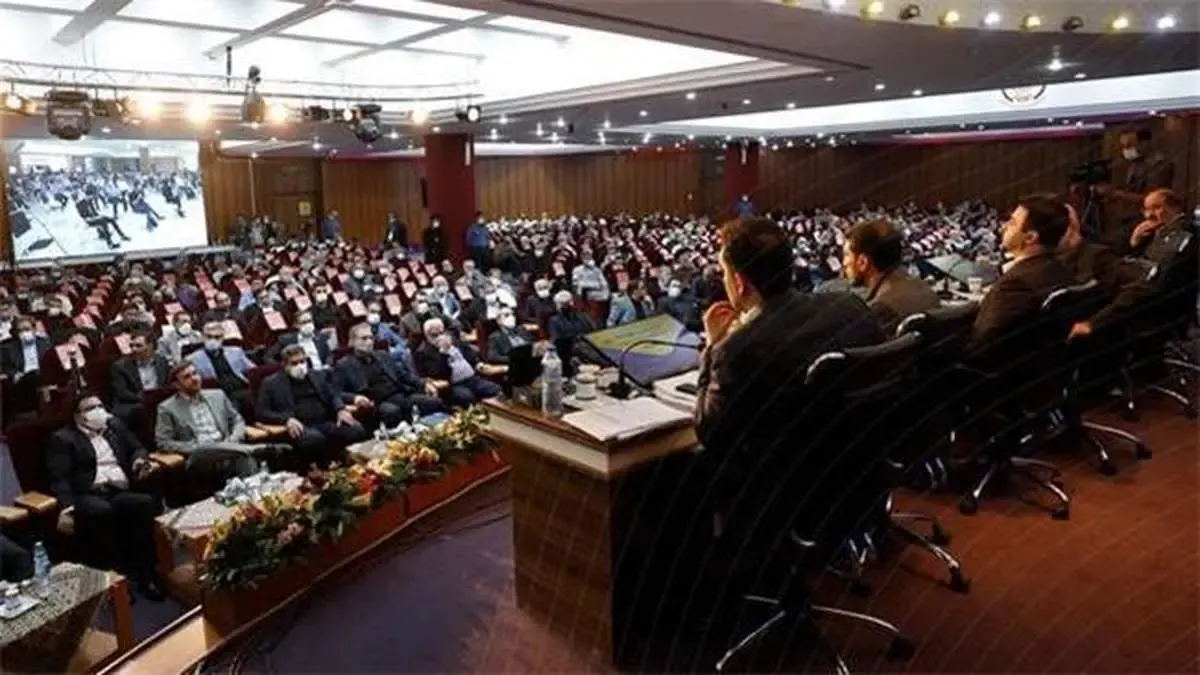 تقسیم ۱۷۰۰ ریال سود به ازای هر سهم فولاد مبارکه