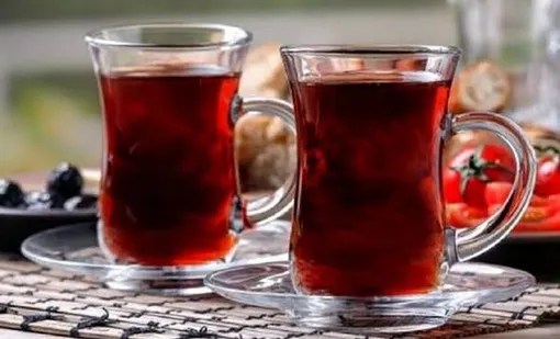 مصرف چای داغ عامل ابتلا به سرطان مری