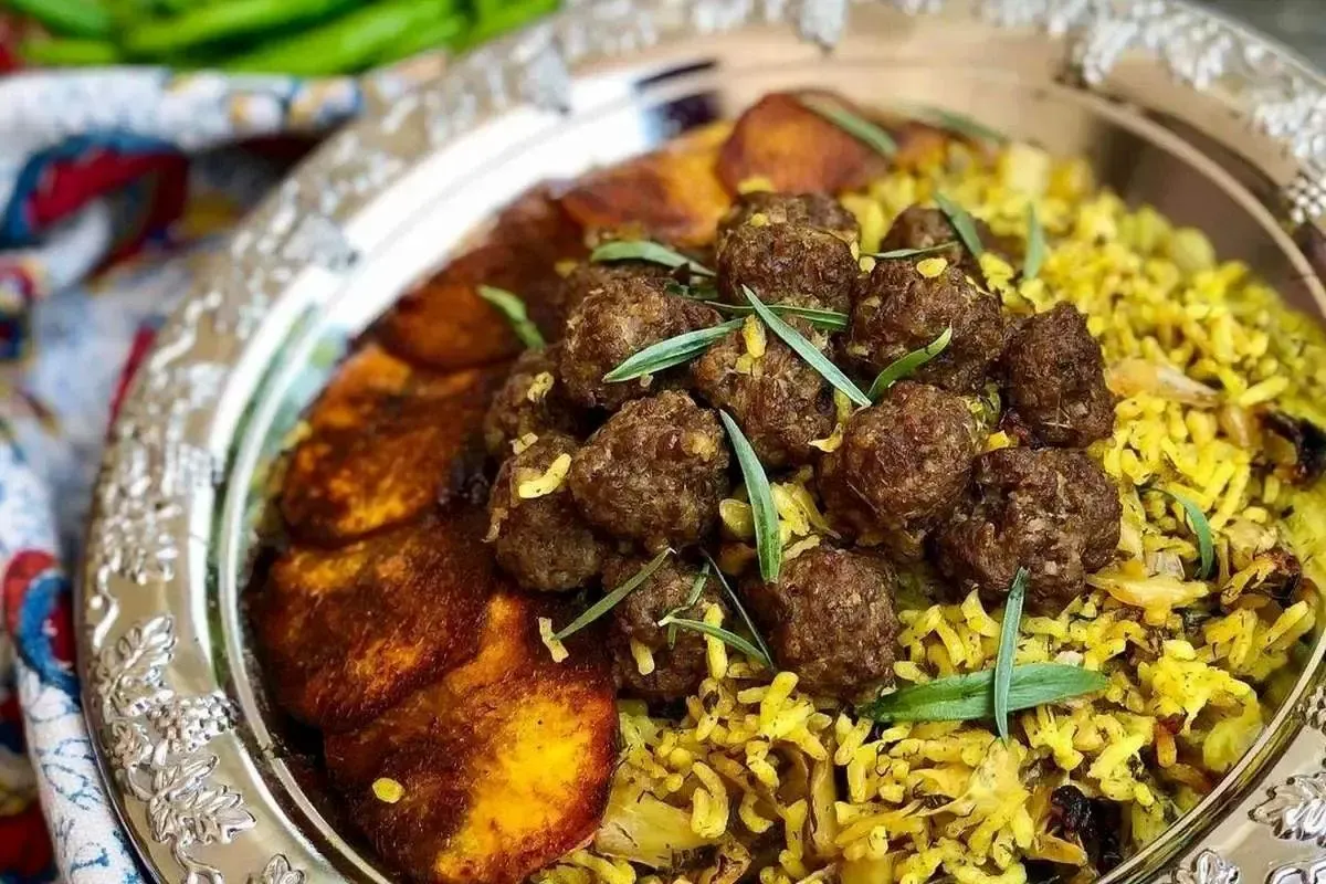 طرز تهیه ریحان پلو با گوشت؛ غذایی خوش عطر و ساده