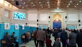 سوءقصد به یک امام جمعه در محل رای گیری / عکس