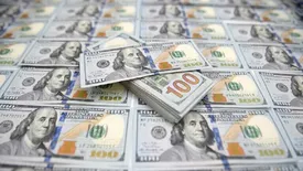 پیشبینی قیمت دلار فردا سهشنبه ۱۳ مرداد ۱۴۰۵
