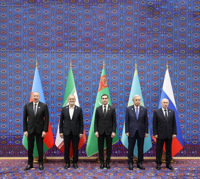 غلبه بر یکجانبه‌گرایی از مجرای مشترک‌المنافع‌ها