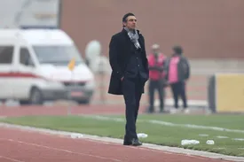 عکس / آمادگی سرمربی استقلالی برای کمک به آسیب‌دیدگان جنگ