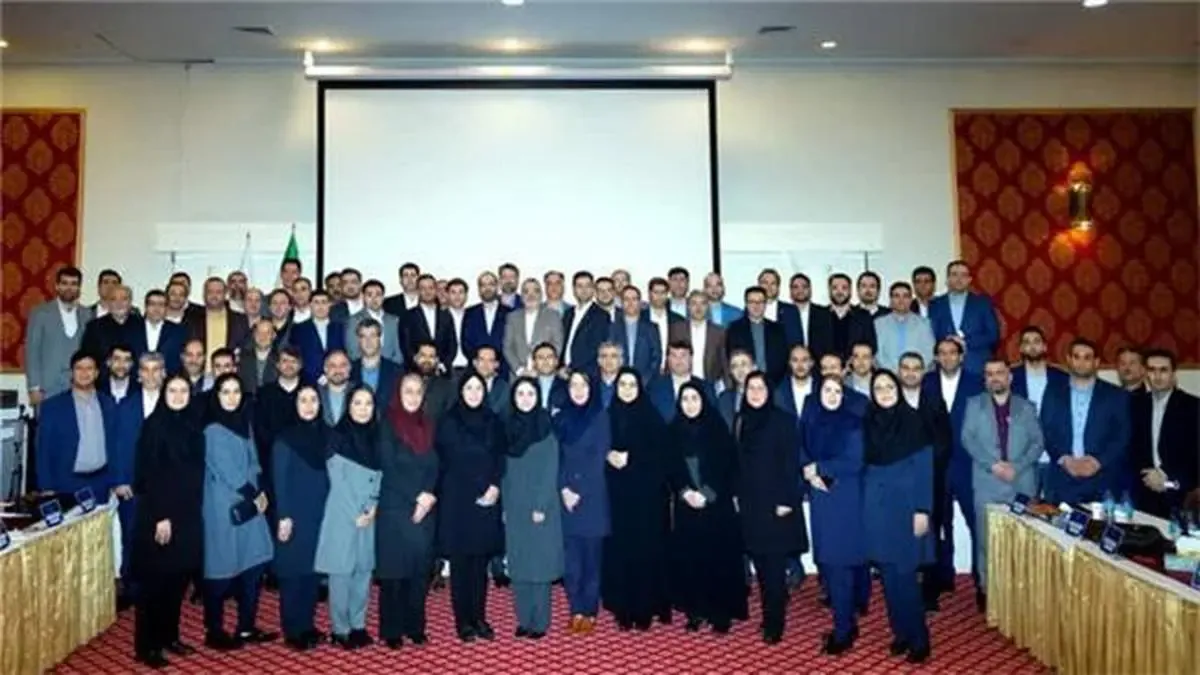 جشنواره سرآمدان سینا در راستای توسعه شبکه فروش برگزار شد