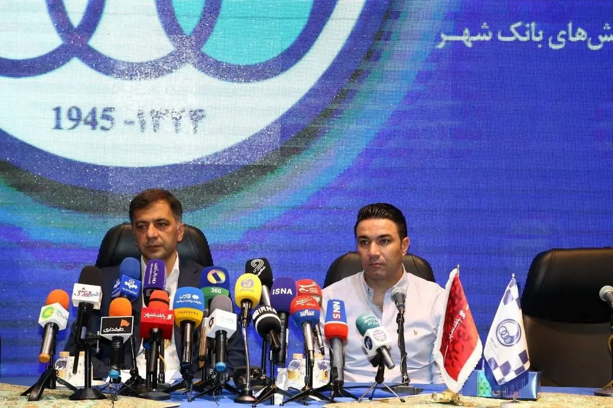 نکونام روی اسم کدام بازیکنان استقلال خط می‌کشد؟ | یک فهرست بلندبالا برای ورودی تیم