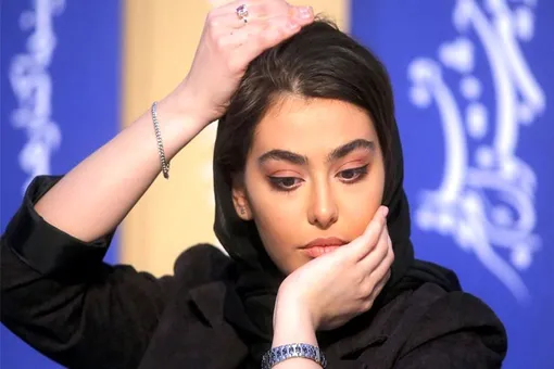 ریحانه پارسا به گریه و زاری افتاد! دور افتادم و تنهایم