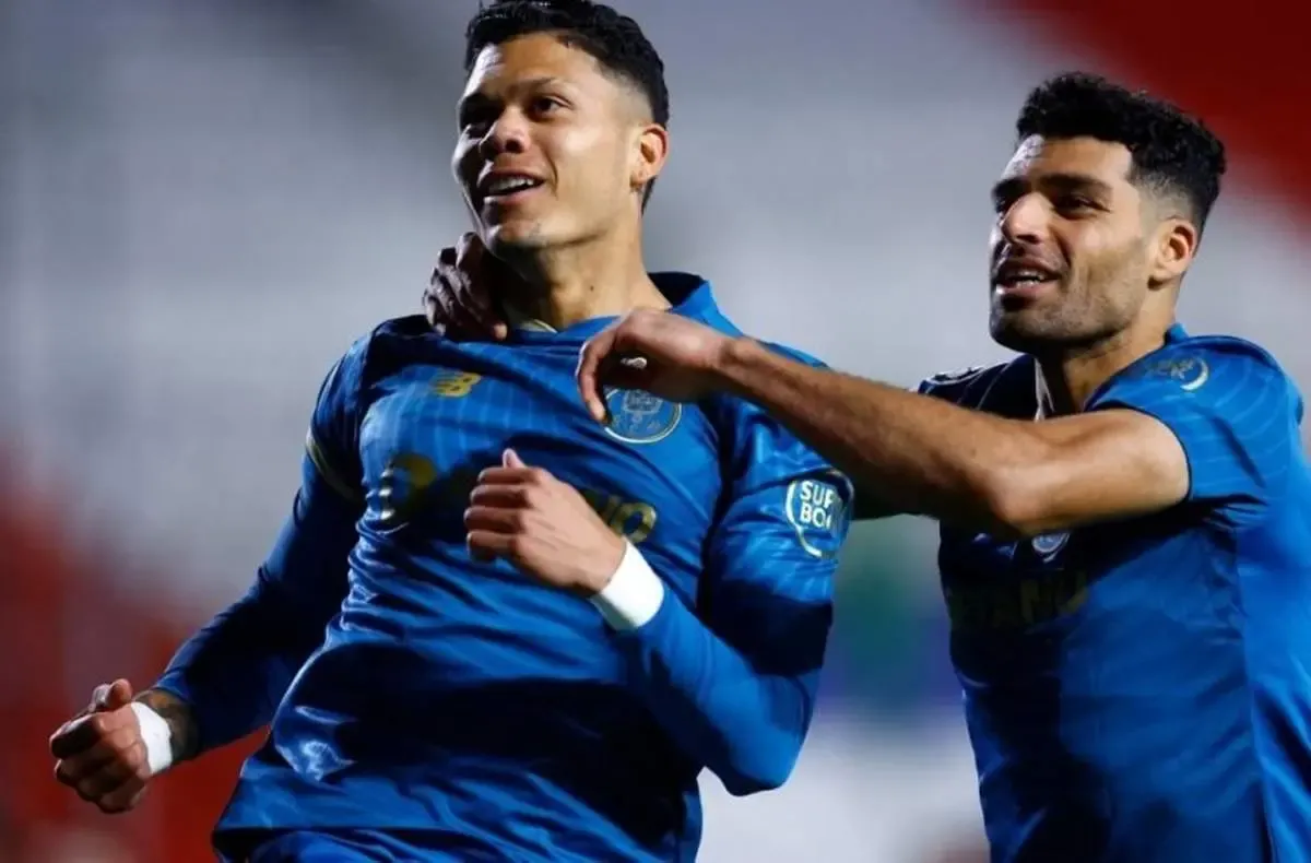 فریاد خوشبختی با طارمی در ثانیه 37