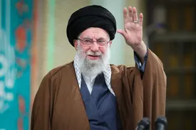 زندگینامه حضرت آیتاللهالعظمی شهید سیدعلی حسینی خامنهای