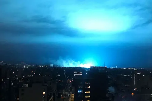 آیا در حمله بامداد سه‌شنبه از بمب الکترومغناطیسی استفاده شد؟ / ماجرای قطعی برق چیست؟