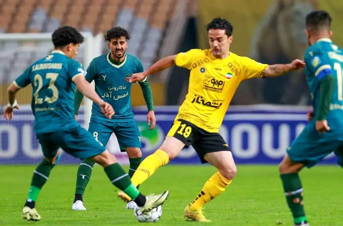 سپاهان با ۳ گل شمس آذر قزوین را شکست داد