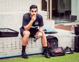 بازیکن ایرانی و تیمش در صدر لیگ فوتبال چین