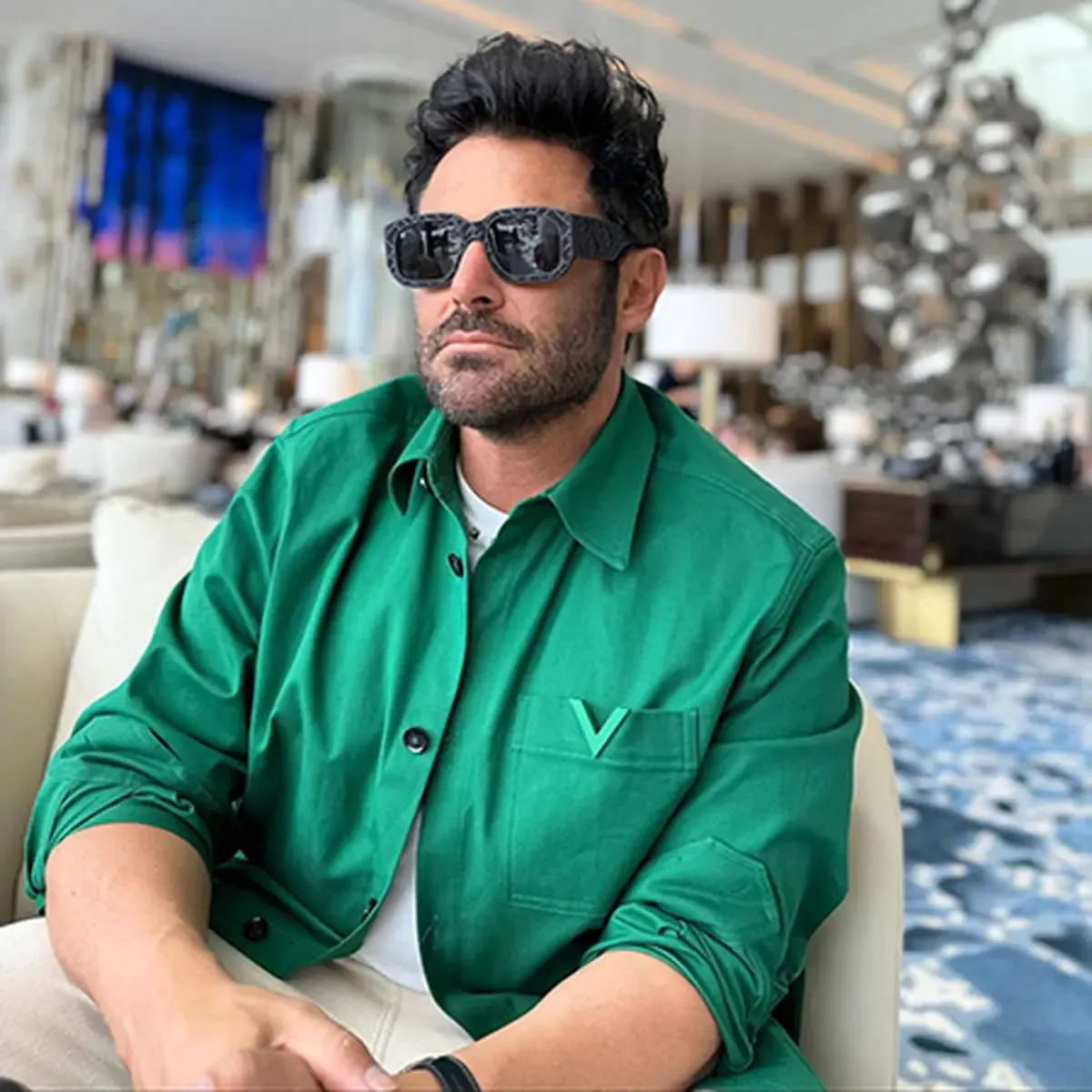 شب رویایی محمد رضا گلزار در رستوران لاکچری و شیک