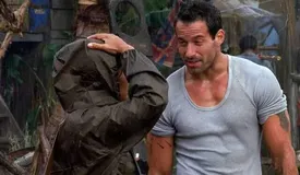 پخش یک فیلم ترسناک از تلویزیون