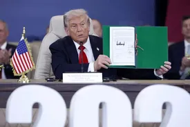 ترامپ باز هم زیر قولش زد / اسرائیل می‌تواند جنگ در غزه را از سر بگیرد