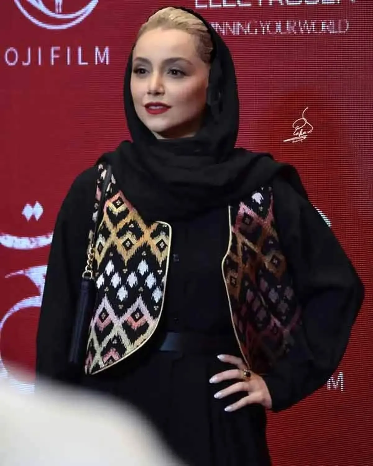 نازنین بیاتی و امیرحسین آرمان با چهره هایی جدید در کنار هم/ ببینید