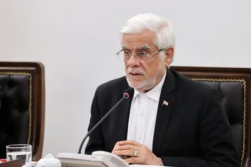 محمد رضا عارف: مترو و BRT رایگان شود