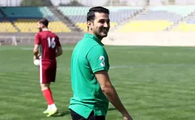 لیدر پرحاشیه را شلاق بزنید!/ عکس