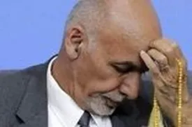 اشرف غنی با برادرش آفتابی شد!+ عکس