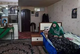 ببینید/ مادر رئیسی به پزشکیان: سوار هلیکوپتر نشو!